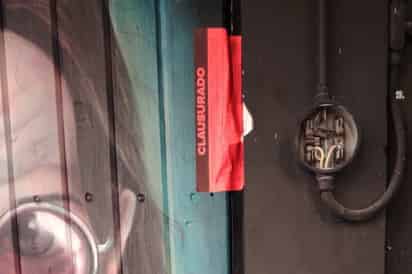 Policía municipal detiene a sujetos por agresiones en bar de la zona centro