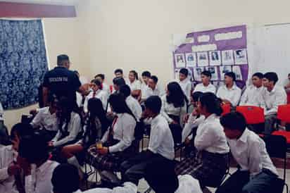 Concluye en Lerdo capacitación vial para estudiantes de nivel básico y medio