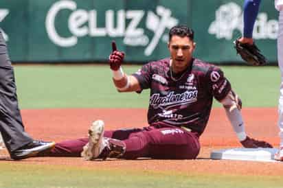 El estadounidense Nick Torres pegó par de cuadrangulares en la doble cartelera frente a los tapatíos, llegando a 21 totales en la campaña. (Cortesía)