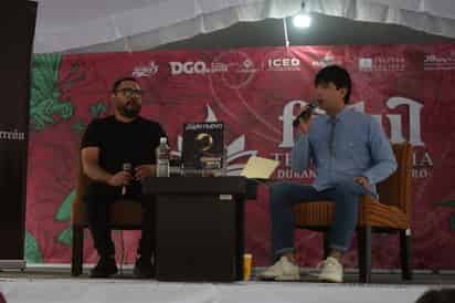 Saúl Rodríguez y Aldo Valdés encabezaron
el diálogo “Las fronteras del futbol: El juego geopolítico del
Mundial 2026” en la FEDUL.