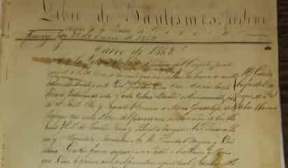 Descubren antiguas actas de bautismo en Archivo Parroquial de Viesca