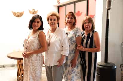 Pamela, Claudia, Maribel y Lupita.