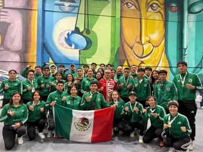 Como equipo, México brilló en la justa continental en Colombia. (Especial)