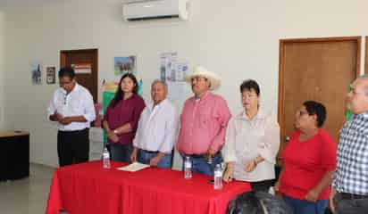Entregan semilla a productores de melón del municipio de San Pedro