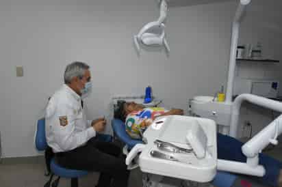Consultas odontológicas en DIF Gómez Palacio.