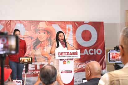 Niega Betzabé, alcaldesa electa de Gómez Palacio, tener vínculos con grupos que extorsionan a la comunidad
