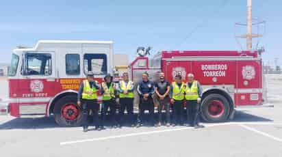 Bomberos de San Pedro reciben capacitación de sus compañeros de Torreón