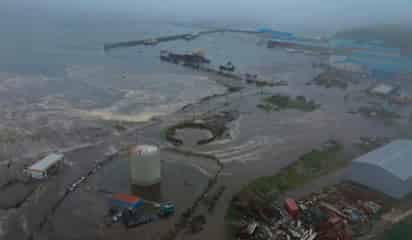 Ordenan evacuaciones en Sudamérica por tsunami tras sismo en Rusia