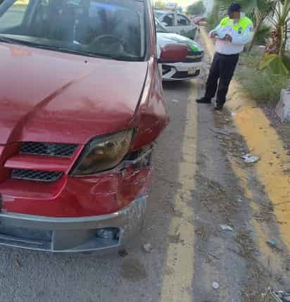 Se registra choque alcance en la parte baja o del puente Hamburgo de Gómez Palacio