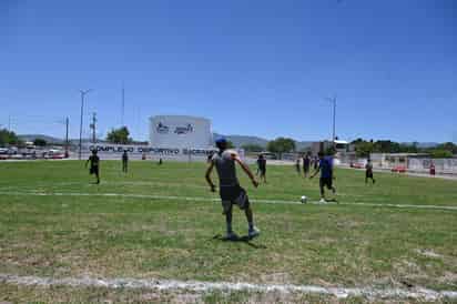 Anuncian horario de apertura del Complejo Deportivo Sacramento en Lerdo
