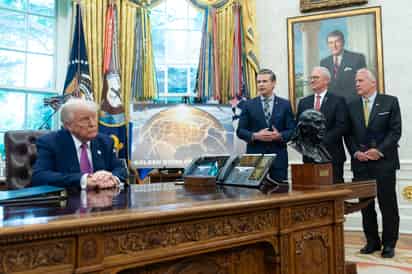 Donald Trump anunció el 20 de mayo el proyecto Domo Dorado, el cual tiene un costo estimado de 175 mil millones de dólares. Foto Chris Kleponis EFE