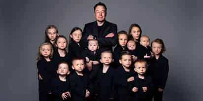 Imagen generada con inteligencia artificial de Elon Musk con sus hijos. Imagen: reve.art