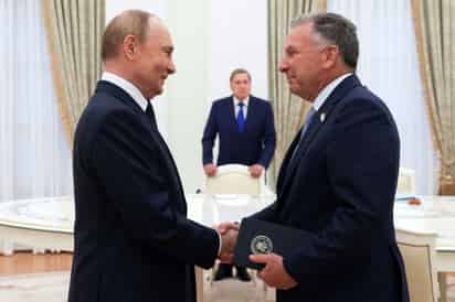 Putin y enviado de Trump dialogan sobre Ucrania en medio de ultimátum estadounidense