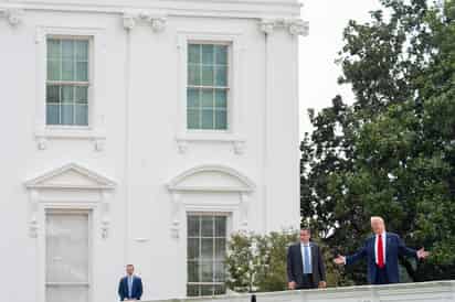 Donald Trump presume donación de su sueldo para renovar la Casa Blanca