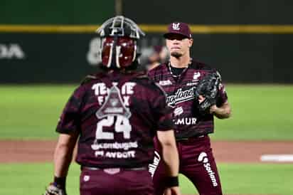 Con algunos problemas, pero resolviendo de buena manera, Yoan López sumó su salvamento número 19 de la temporada.