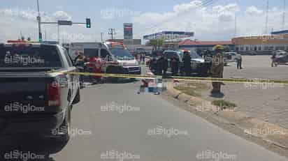 Hombre se arroja de puente en Gómez Palacio y sobrevive
