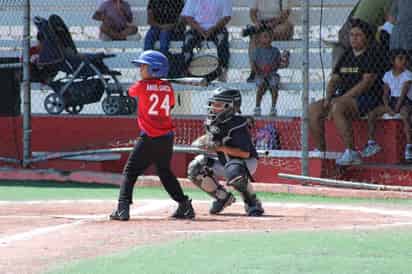 Llevan a cabo 'Juego de las Estrellas' de beisbol en San Pedro