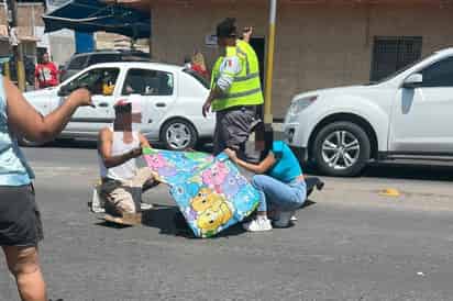 Adulta mayor grave tras ser arrollada por auto en Gómez Palacio