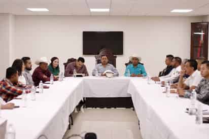 Van por regularización de lotes baldíos en Francisco I. Madero