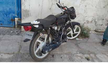 Motociclista termina en el hospital luego de ser impactado por camioneta