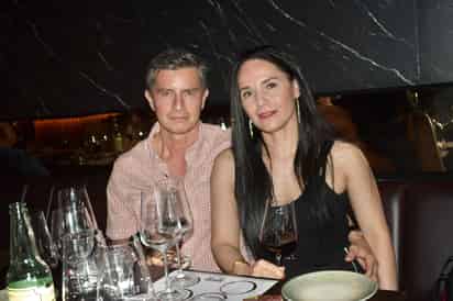 Jorge Padilla y Jazmín Hernández.