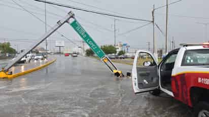 Lluvias y fuertes vientos causan estragos en Saltillo