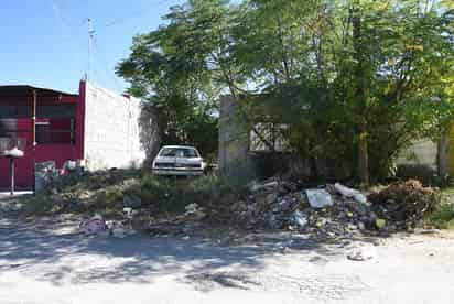 Suman 50 vehículos en abandono retirados de las calles