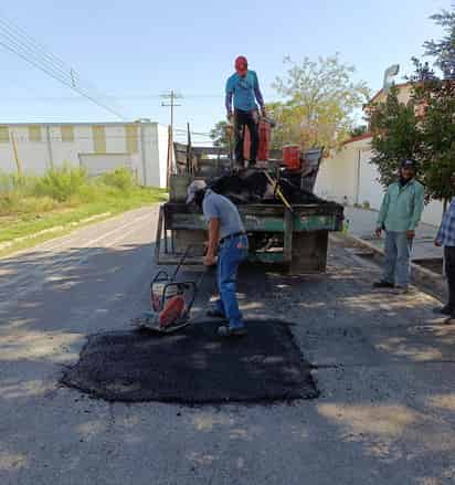 Bacheo en Lerdo avanza en colonias y vialidades de mayor circulación
