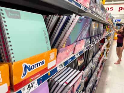 Útiles escolares mantienen precios similares al año pasado: Profeco