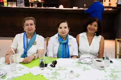 Luz Elena, Maye y Chepis.
