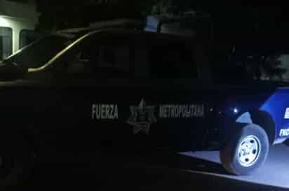 Menor de 13 años impacta su moto contra patrulla de la Fuerza Metropolitana en Gómez Palacio