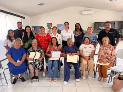 Concluye taller de tanatología en el DIF San Pedro