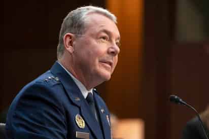 Secretario de Defensa de EEUU despide a general por informe que enfureció a Trump