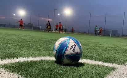 Arrancan las semifinales de la Copa ELITE Laguna de Futbol 9