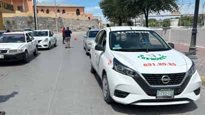 Autoridades mantienen operativos contra taxis y plataformas en el Estado