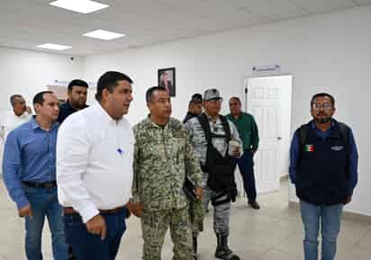 Alcalde de Lerdo recorre la DSPM con autoridades de seguridad