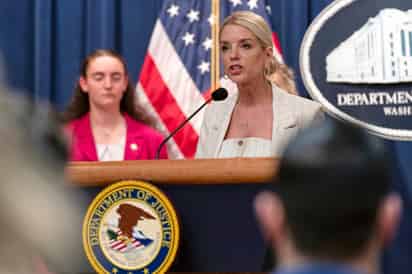 Pam Bondi, fiscal general de EU, desató controversia al incluir a México en la lista de enemigos del país/ Especial