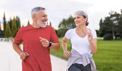 Estos tres ejercicios ayudan a tonificar el cuerpo después de los 50/ Especial