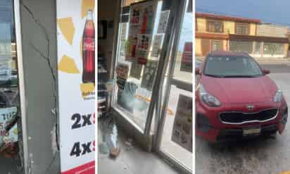 Conductora se confunde de pedal e impacta su camioneta contra tienda de conveniencia en Gómez Palacio