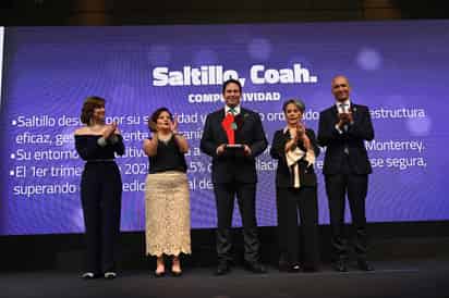 Saltillo recibe premio nacional por ser líder en competitividad