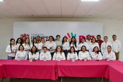 Reconocen labor de los trabajadores sociales en su día