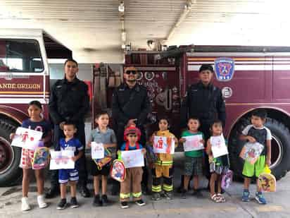 Entregan premios a participantes del concurso de dibujo “Quiero ser Bombero”