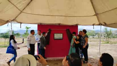 Ayuntamiento de Gómez Palacio devela placas conmemorativas en honor al mezquite y al Bosque Río Nazas