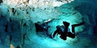 Realiza NASA pruebas con robot en cenote mexicano.