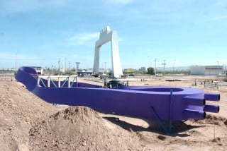 El Manto de la Virgen estará a un costado de la puerta blanca de Torreón (Fotografías de Érick Sotomayor)