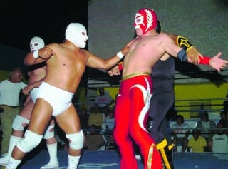 Lee Roy Junior será parte de la contienda estelar del programa dominical de lucha libre, a realizarse esta tarde en el Deportivo Lee Roy de la colonia Aviación.