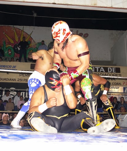 'Lluvia de luchadores laguneros'  se presentará este jueves en  la Arena Olímpico Laguna, a partir de las 20:30 horas. Estrellas del CMLL brillarán en la Arena Olímpico Laguna