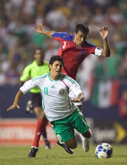 Carlos Vela sufrió una lesión en un tobillo y estará 4 semanas fuera de acción, lo que lo margina del Tri para el Hexagonal. Vela no jugará ante Costa Rica ni Honduras    