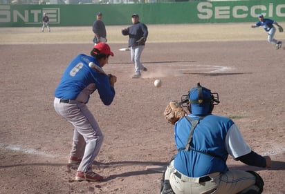 Mañana sábado se reanudarán las actividades en la Liga Magisterial de Softbol de la Sección 38 del SNTE, con nueve partidos correspondientes a la jornada número 16, después del receso de vacaciones navideñas. (Archivo)