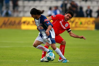 El jugador de Pachuca, Damián Álvarez, es de los jugadores más buscados en este Draft, luego que la directiva de Tuzos decidiera ponerlo transferible. (Jam Media) 